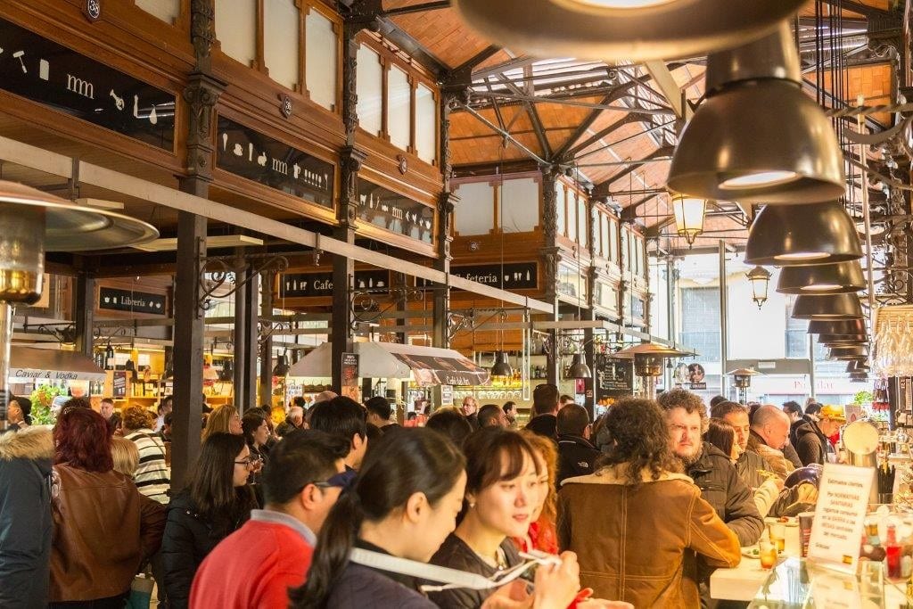 Eating and drinking Madrid Local Tourism Marketing - The Low Hanging Fruit Image